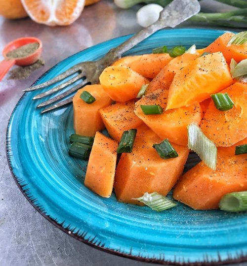 Zanahorias en jugo de mandarina con cebollita cambray ensalada cómo preparar