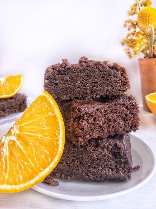 Brownies de naranja con chocolate y almendras cómo hacer pasteles