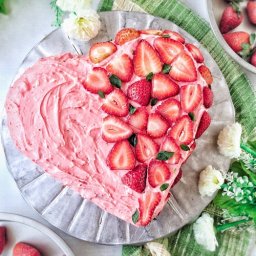 Cómo hacer pasteles de corazón de chocolate y fresa sin molde especial para San Valentín