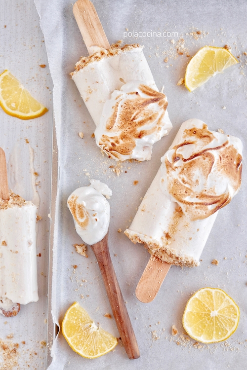 Paletas heladas de pay de limón con merengue italiano