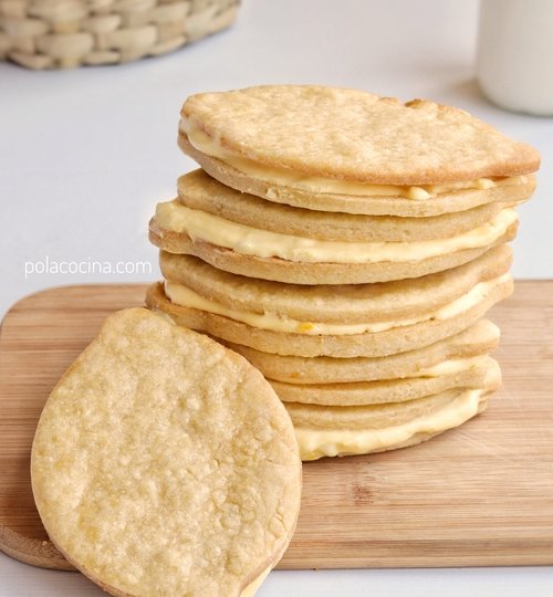 Cómo hacer galletas rellenas de limón con queso crema