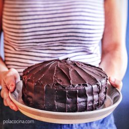 Cómo hacer pastel de betabel y chocolate con betún de cocoa fácil