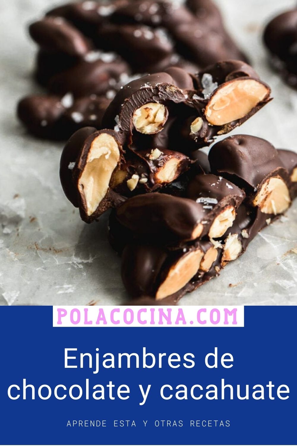 Enjambres de chocolate y cacahuate hechos con cocoa